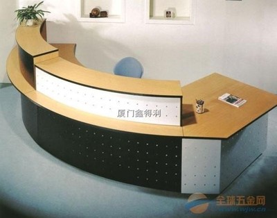 厦门办公桌回收,厦门屏风电脑 桌椅回收,厦门隔离墙桌椅回收,厦门茶几回收